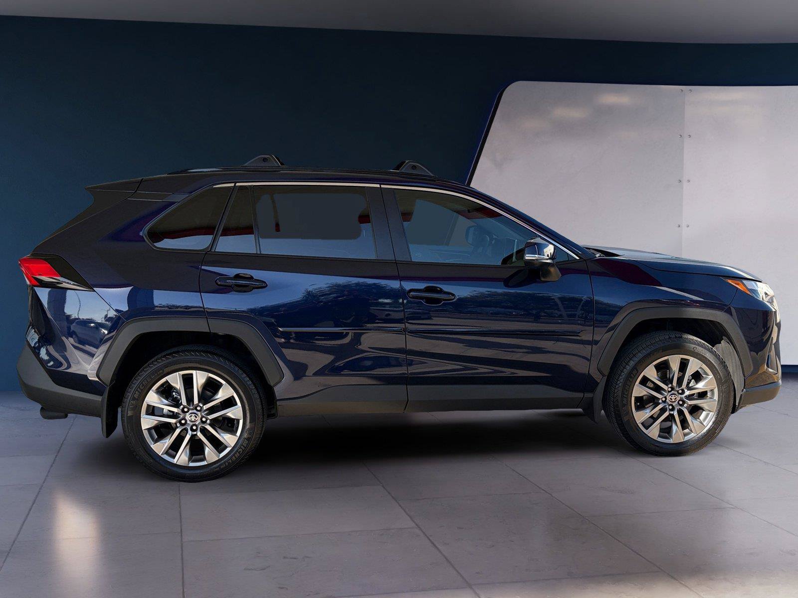 Used 2025 Toyota RAV4 XLE Premium FWD image 6