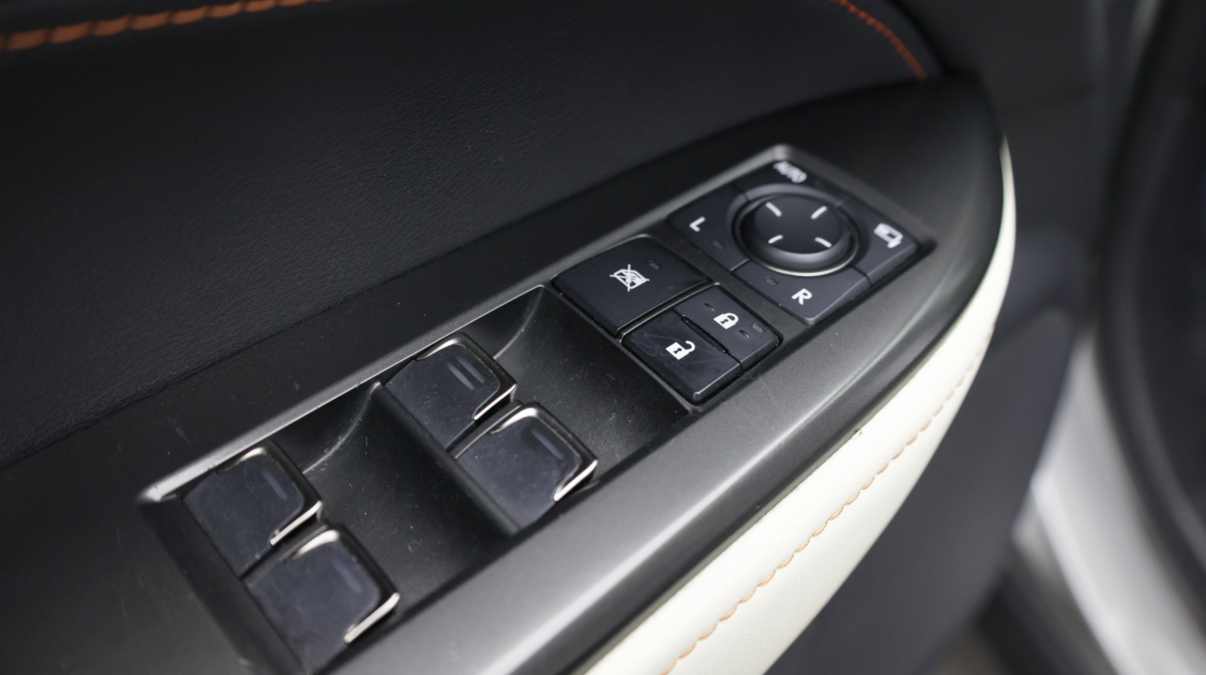 Used 2023 Lexus NX 250 FWD w/ Towing Package (2000 Lbs) image 14