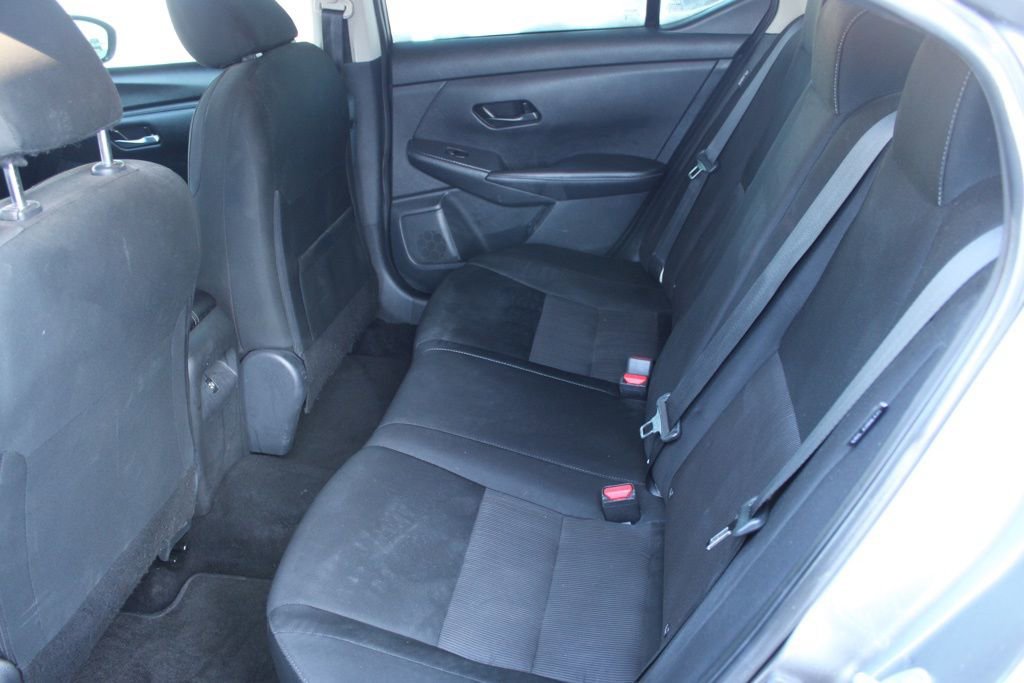 Used 2025 Nissan Sentra SV image 24