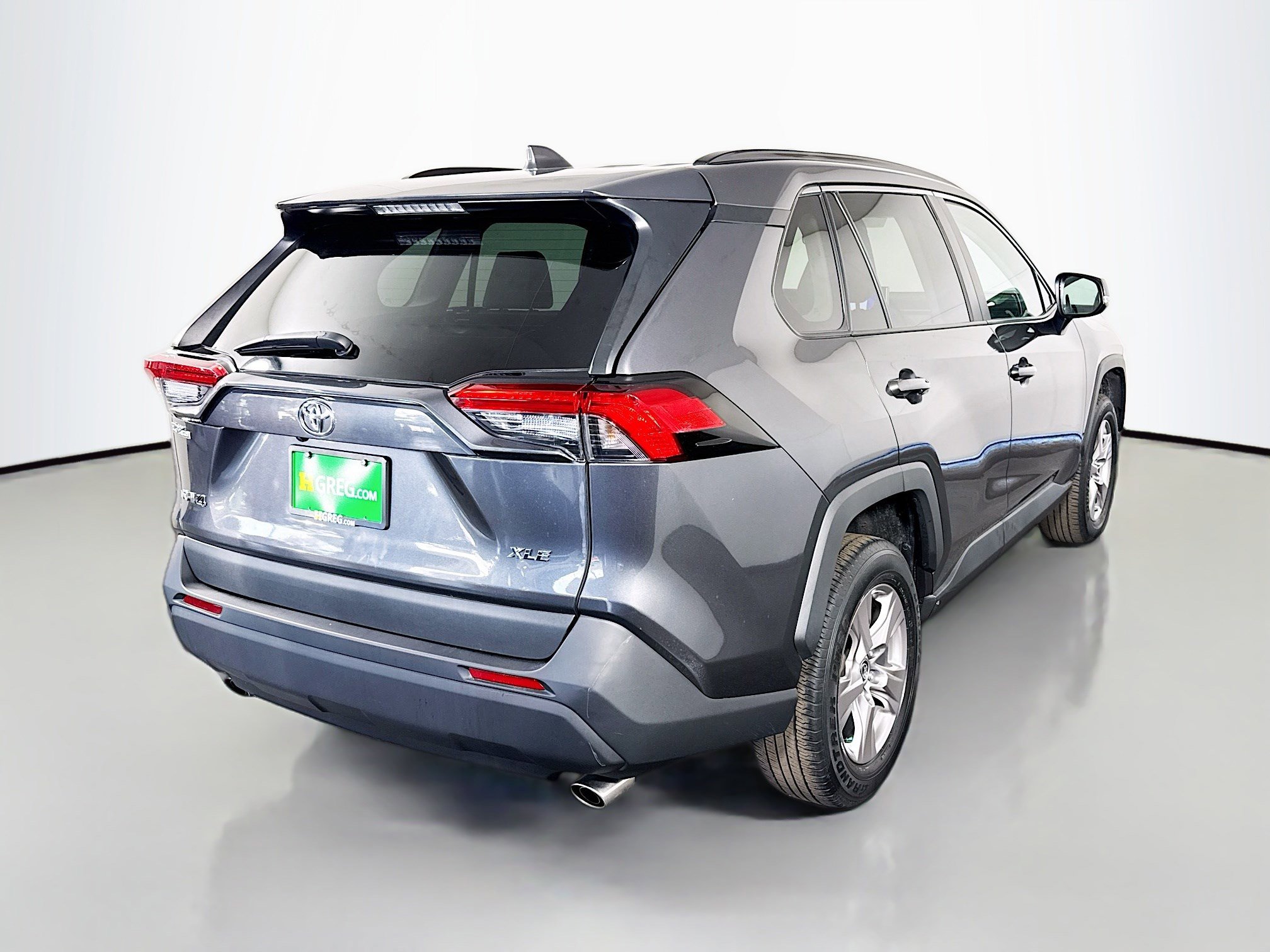 Used 2023 Toyota RAV4 XLE image 10