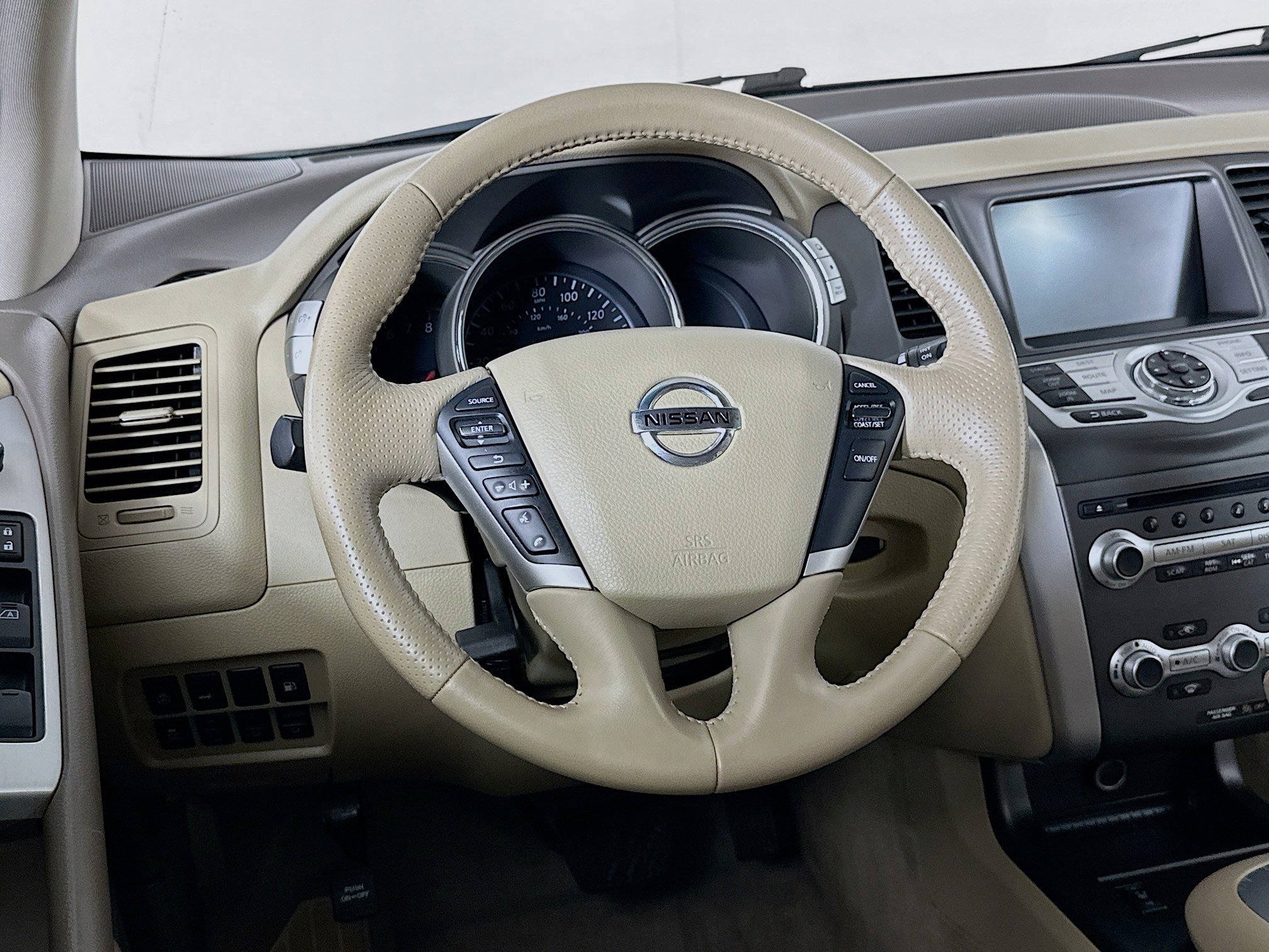 Used 2011 Nissan Murano SL w/ Navigation Pkg image 18