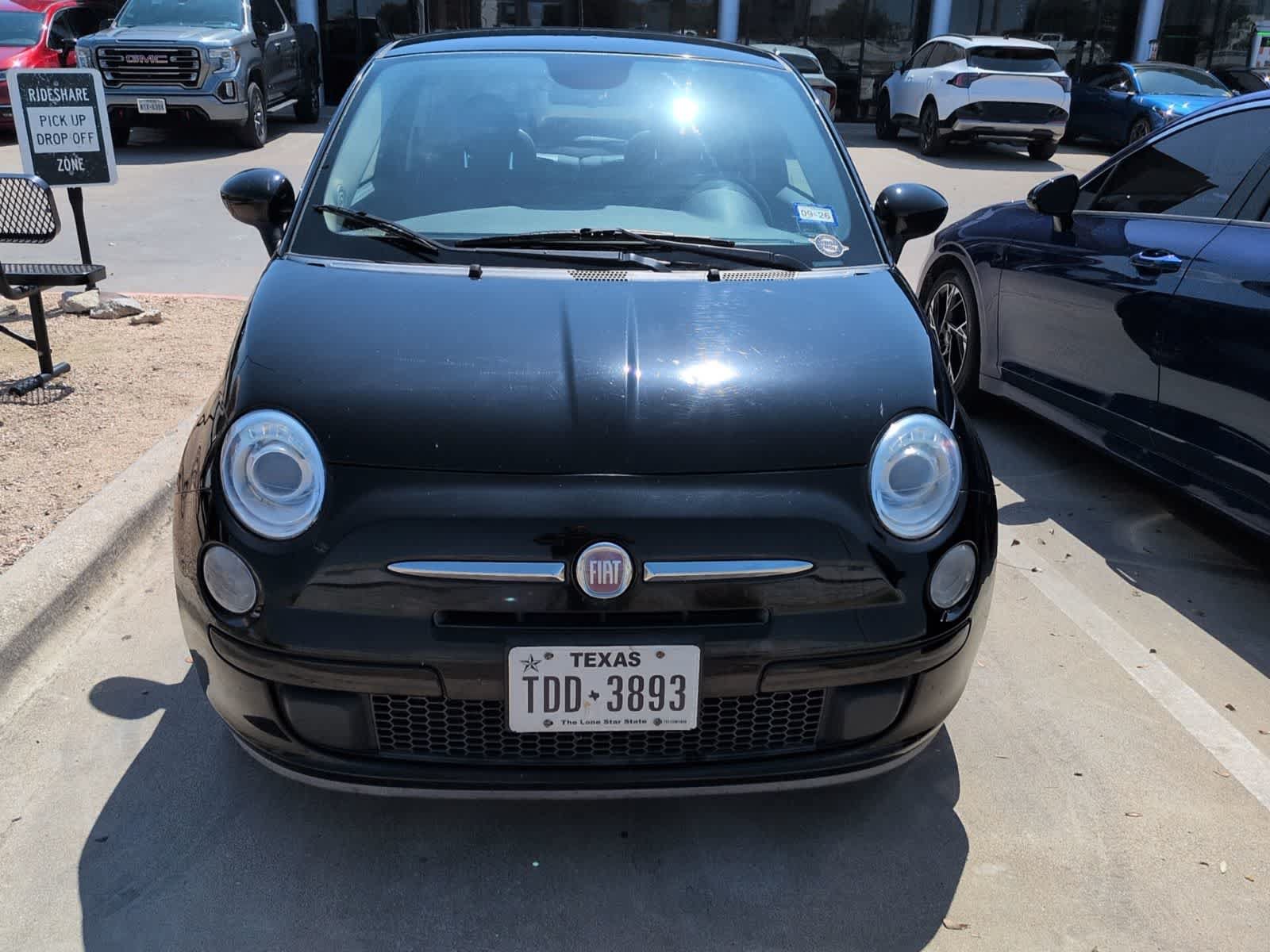 Used 2015 FIAT 500 Pop FWD image 2
