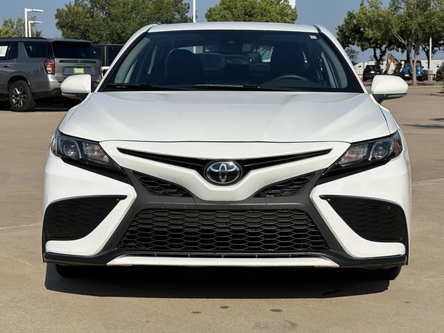 Used 2023 Toyota Camry SE FWD image 7