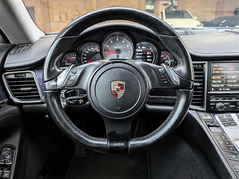 Used 2012 Porsche Panamera S RWD image 19