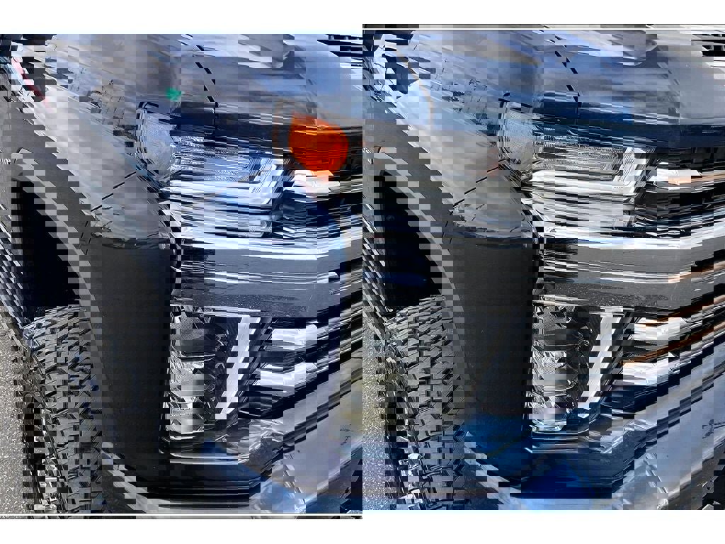 Used 2022 Chevrolet Silverado 3500 High Country w/ Z71 Off-Road Package image 30