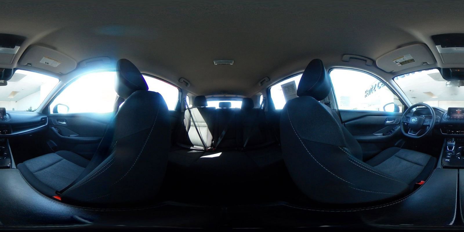 Used 2025 Nissan Rogue SV image 44