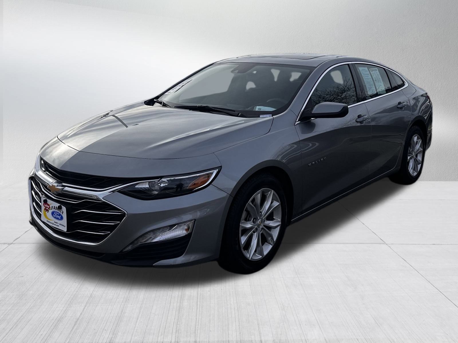 Used 2024 Chevrolet Malibu LT image 3