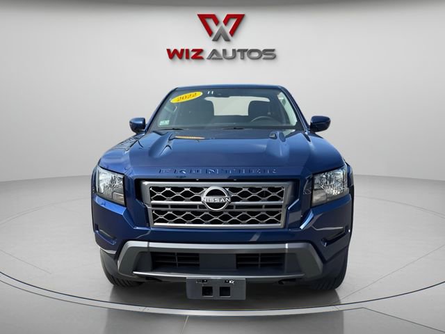 Used 2022 Nissan Frontier SV image 2