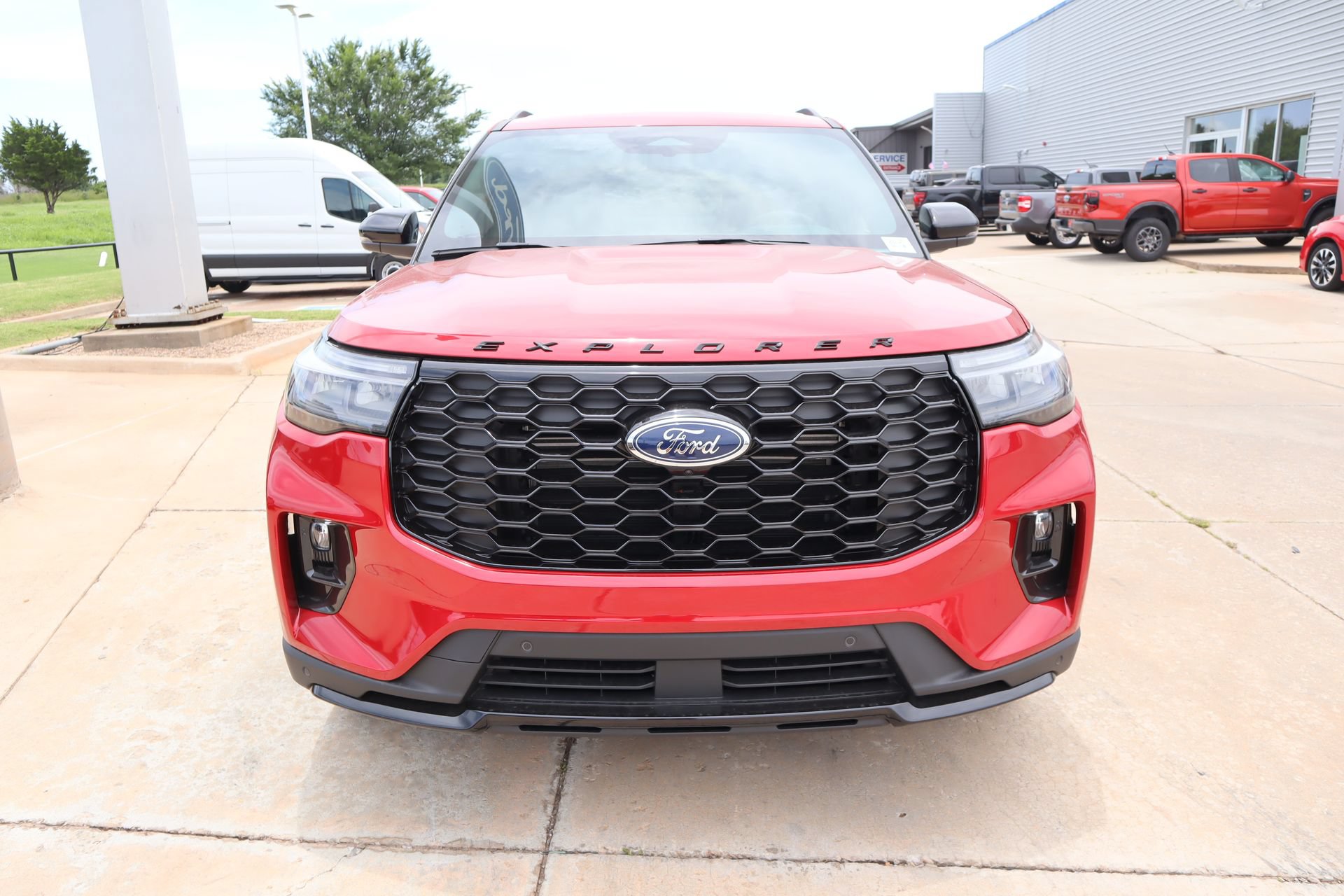 New 2026 Ford Explorer ST-Line w/ ST-Line Street Pack AWD/4WD image 11