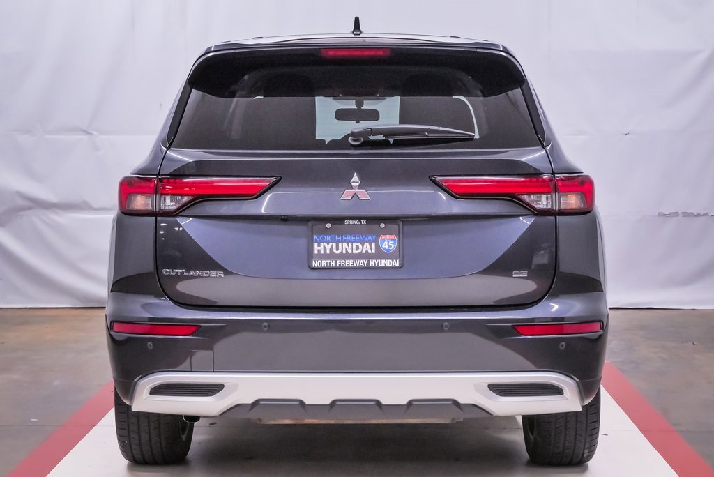 Used 2024 Mitsubishi Outlander SE image 7