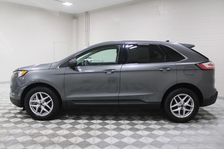 Used 2023 Ford Edge SEL w/ Convenience Package image 8