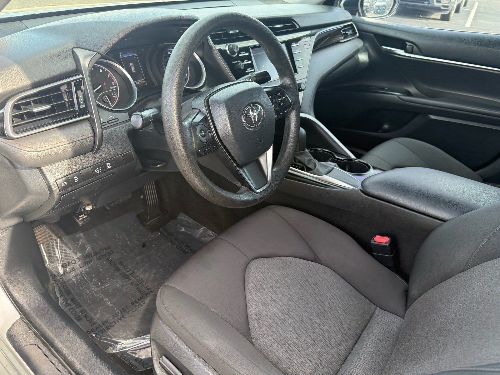Used 2020 Toyota Camry LE w/ Carpet Mat Package FWD image 12