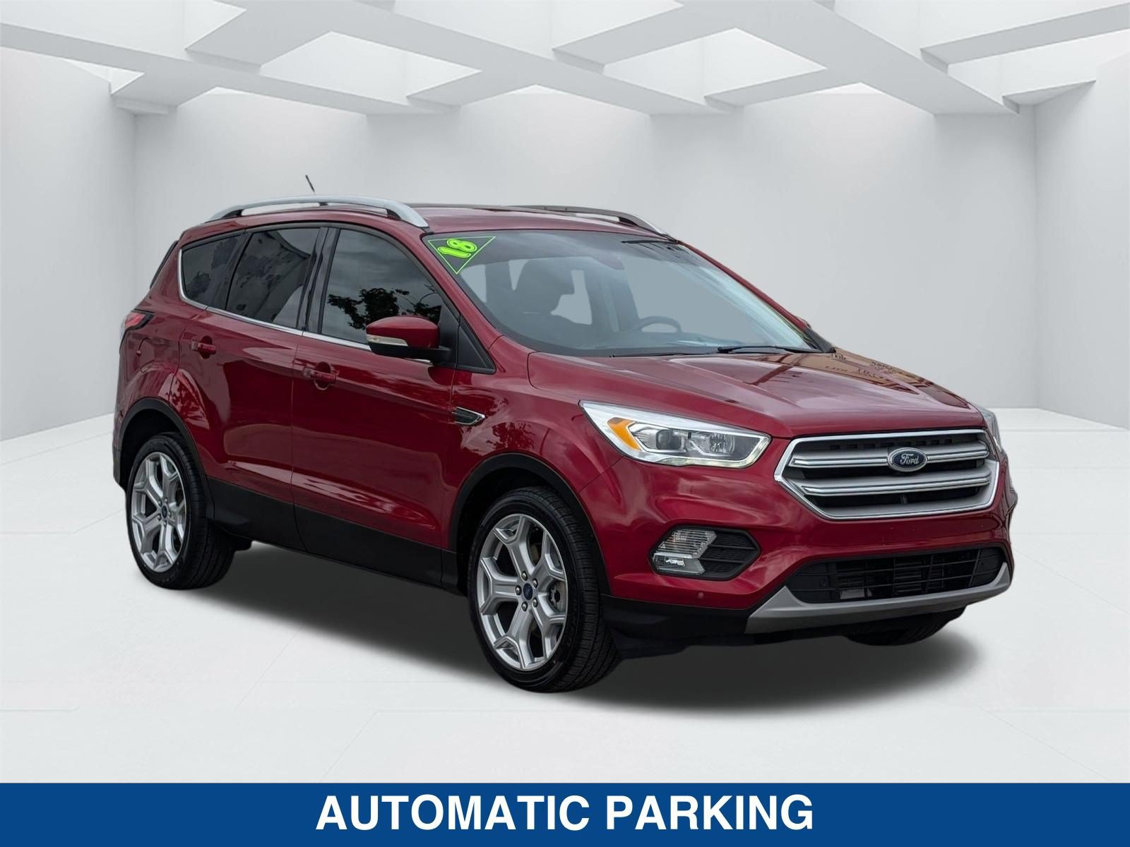 Used 2019 Ford Escape Titanium w/ U9j03 - Titanium Tow Package AWD/4WD image 2