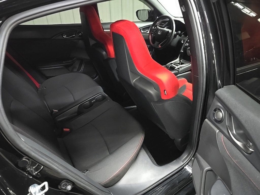 Used 2019 Honda Civic Type R image 17