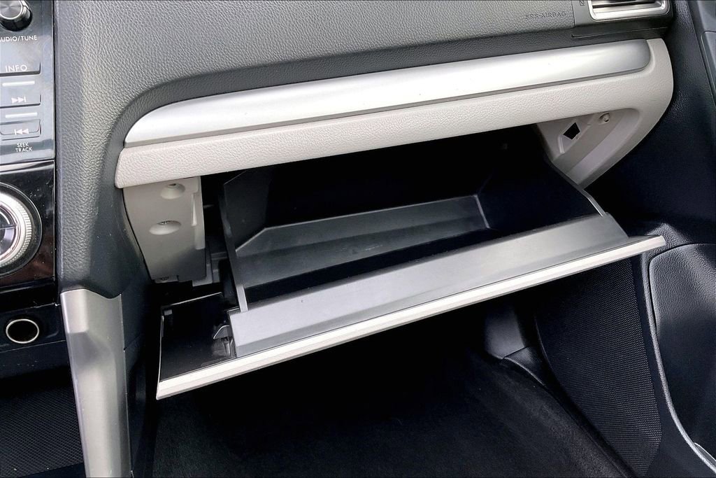 Used 2017 Subaru Forester 2.5i Premium image 14