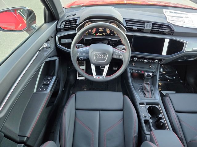 Used 2025 Audi Q3 2.0T Premium Plus w/ Premium Plus Package image 14