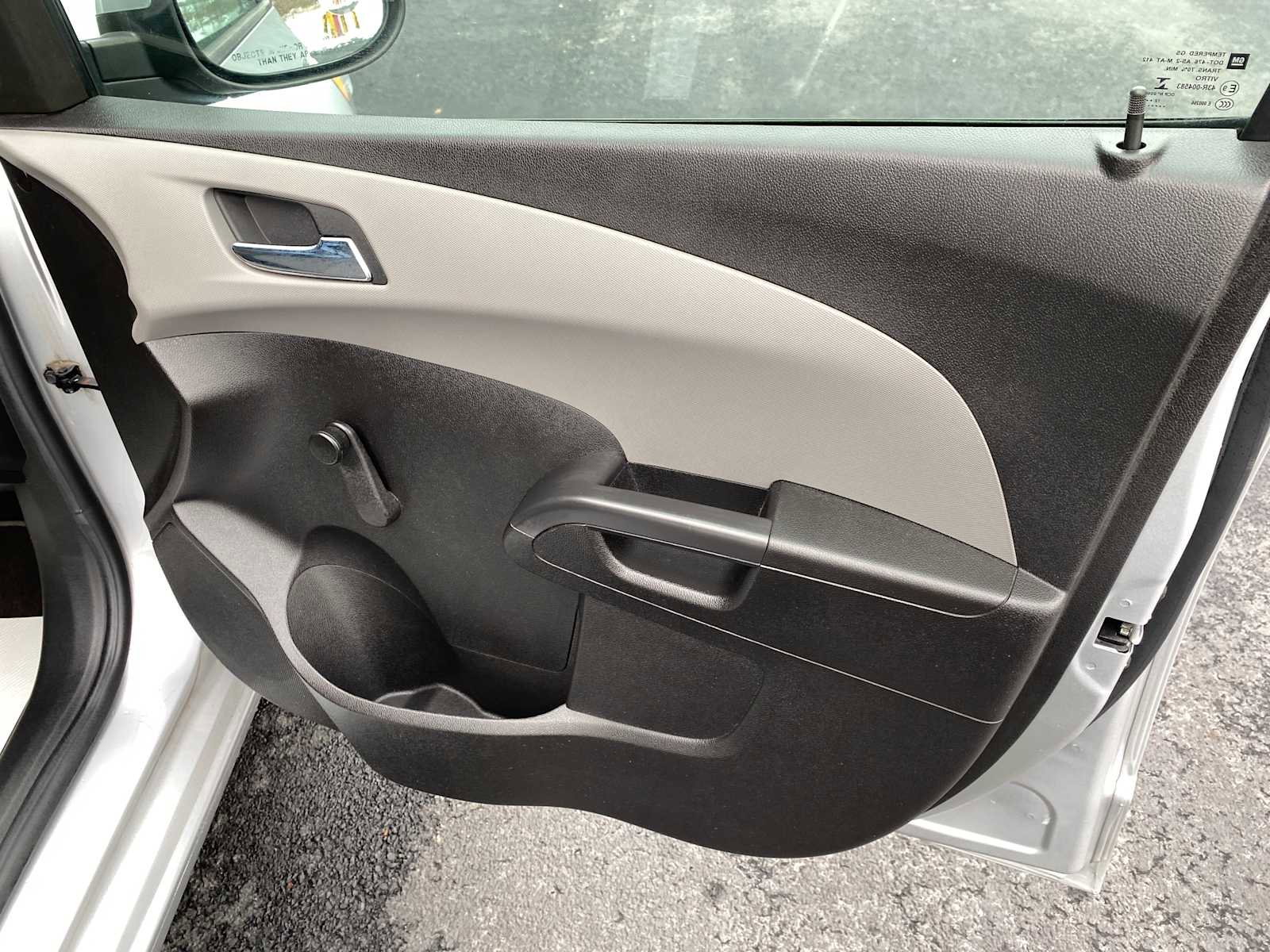 Used 2013 Chevrolet Sonic LS image 28