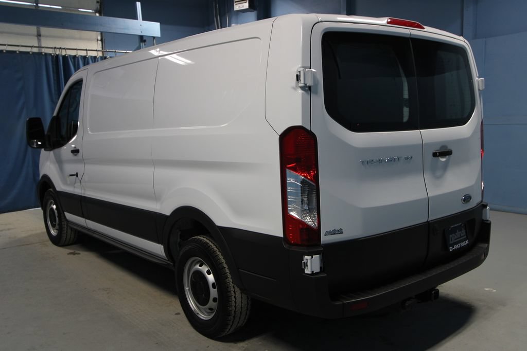Used 2024 Ford Transit 150 Low Roof RWD image 26