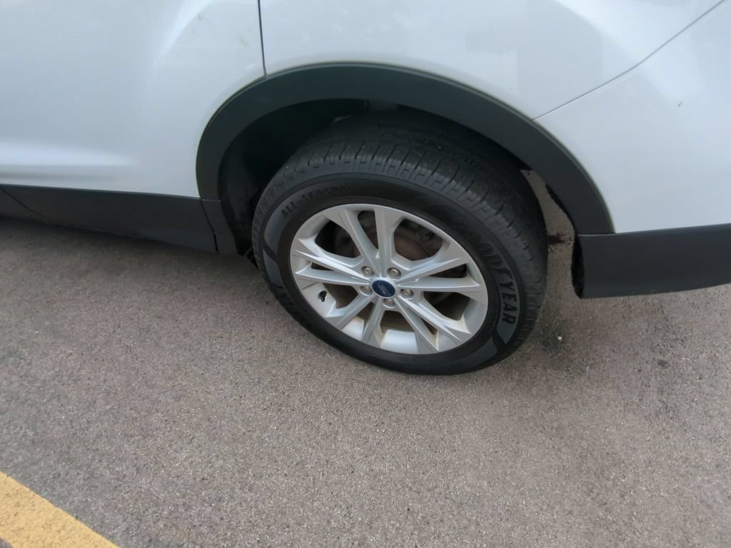 Used 2019 Ford Escape SE AWD/4WD image 5