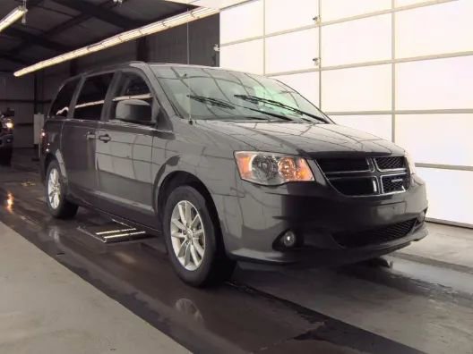 Used 2020 Dodge Grand Caravan SXT image 4