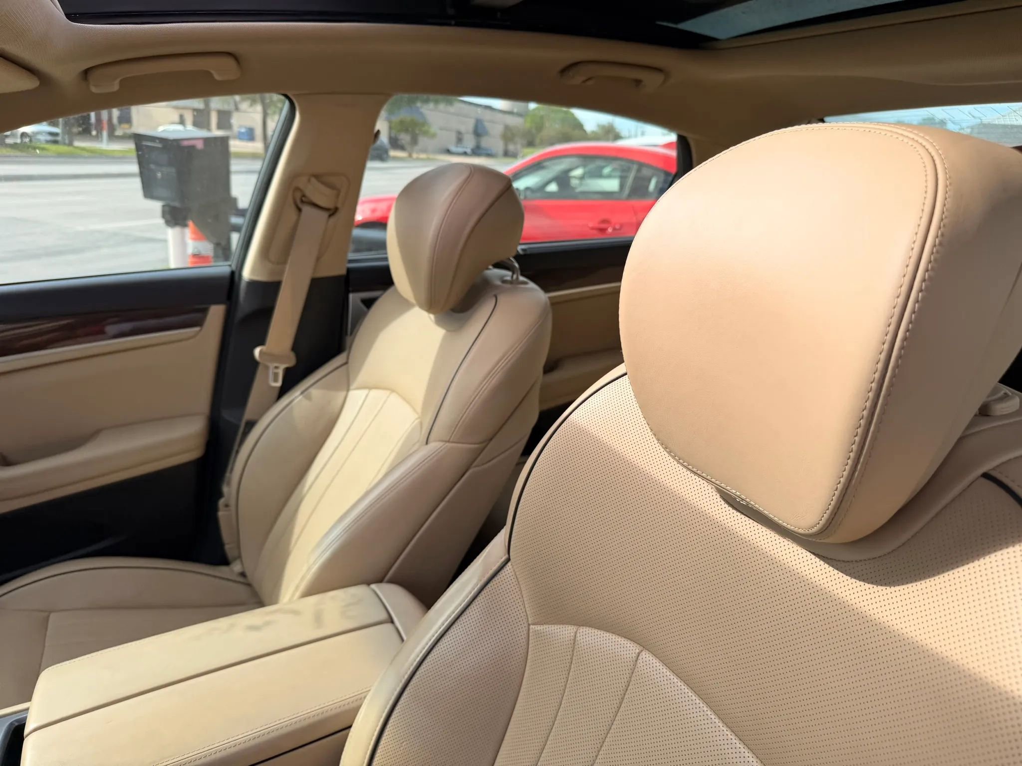 Used 2016 Hyundai Genesis 3.8 w/ Option Group 03 image 11