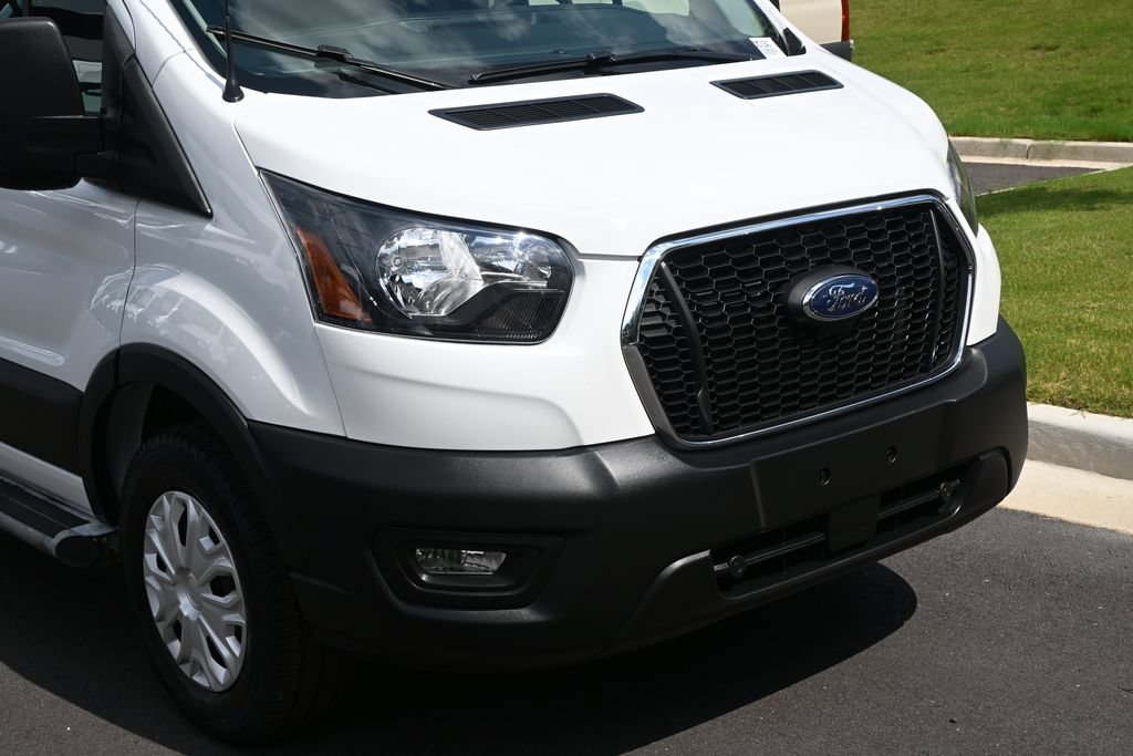 Used 2025 Ford Transit 250 Low Roof w/ Exterior Upgrade Package RWD image 28