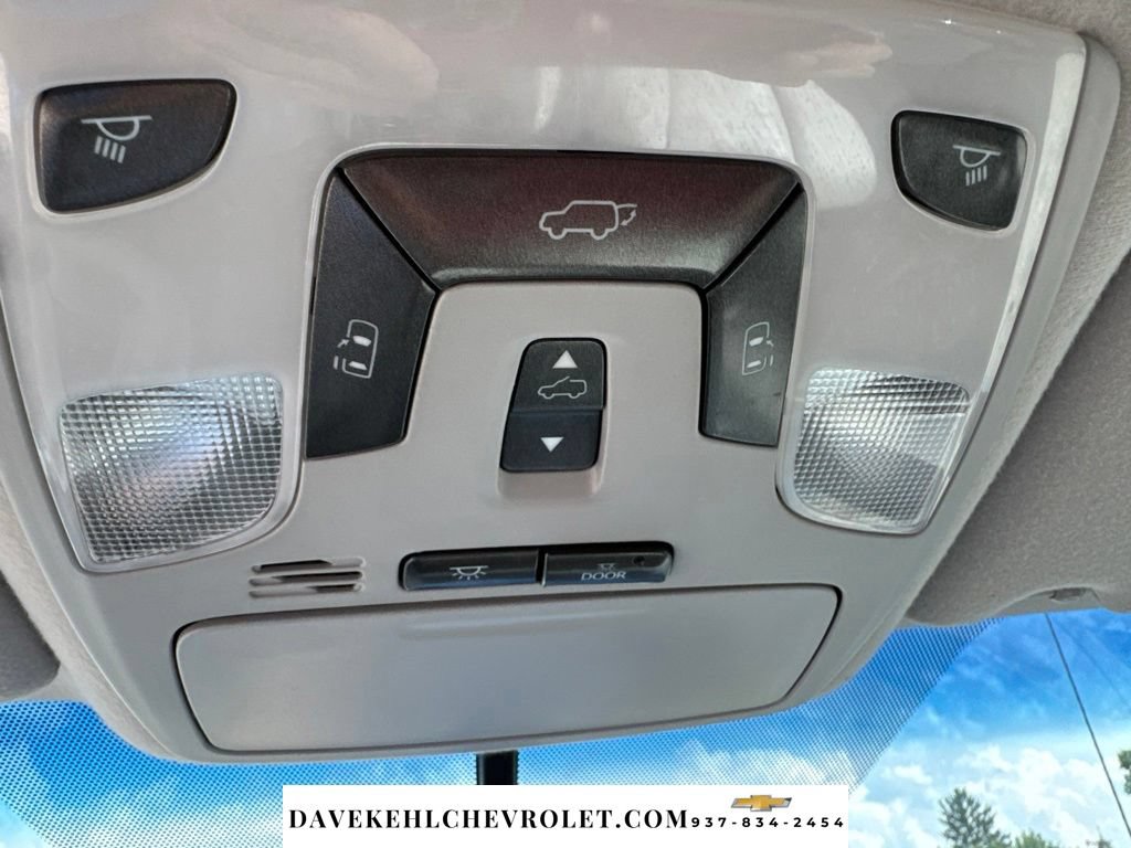 Used 2014 Toyota Sienna XLE w/ Entertainment Package FWD image 12