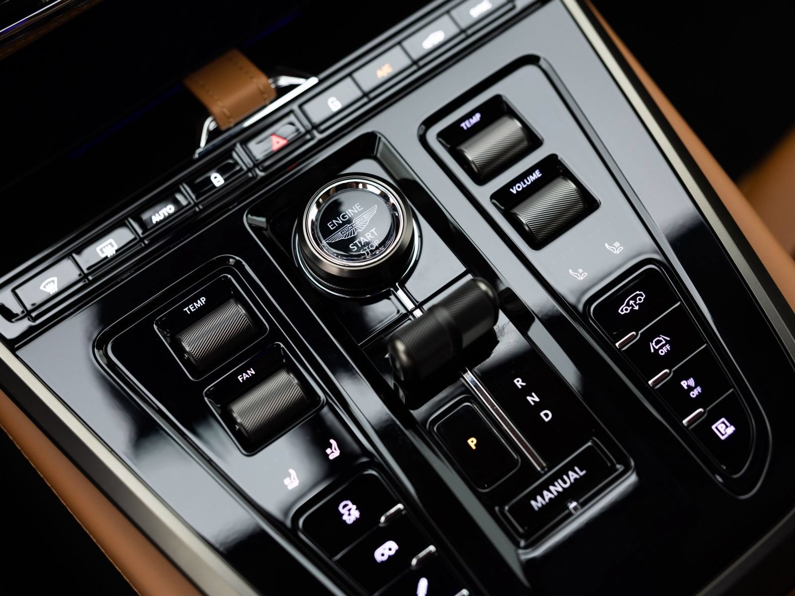 New 2026 Aston Martin DBX S AWD/4WD image 30