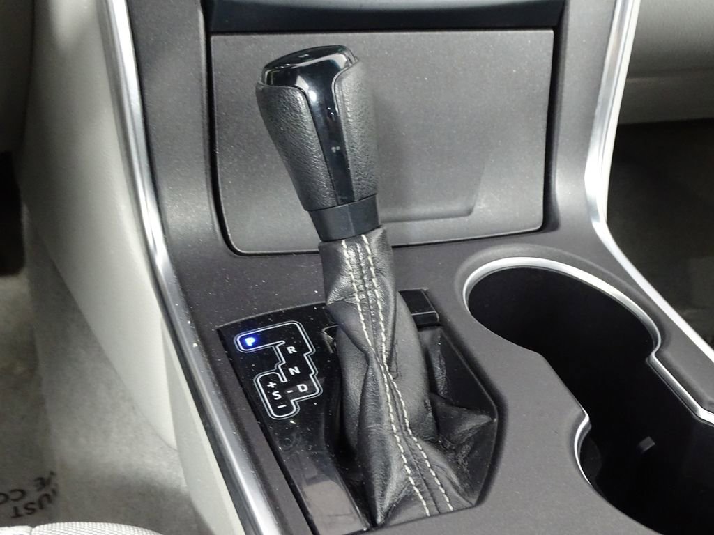 Used 2017 Toyota Camry LE image 13