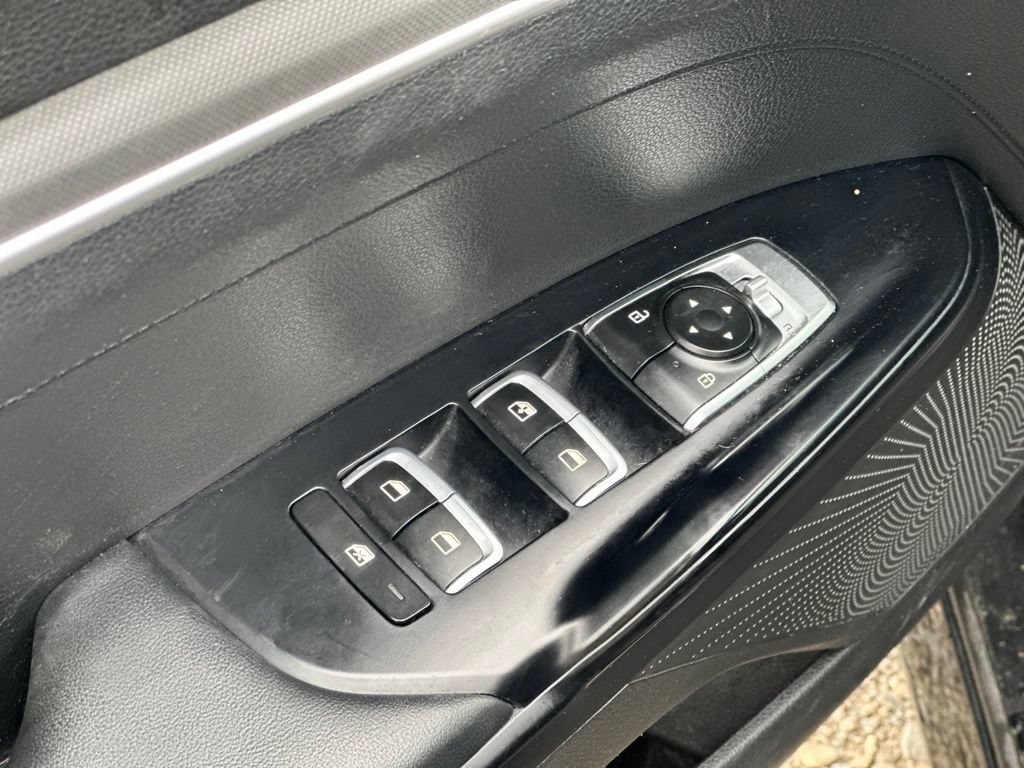 Used 2022 Kia K5 LX FWD image 14