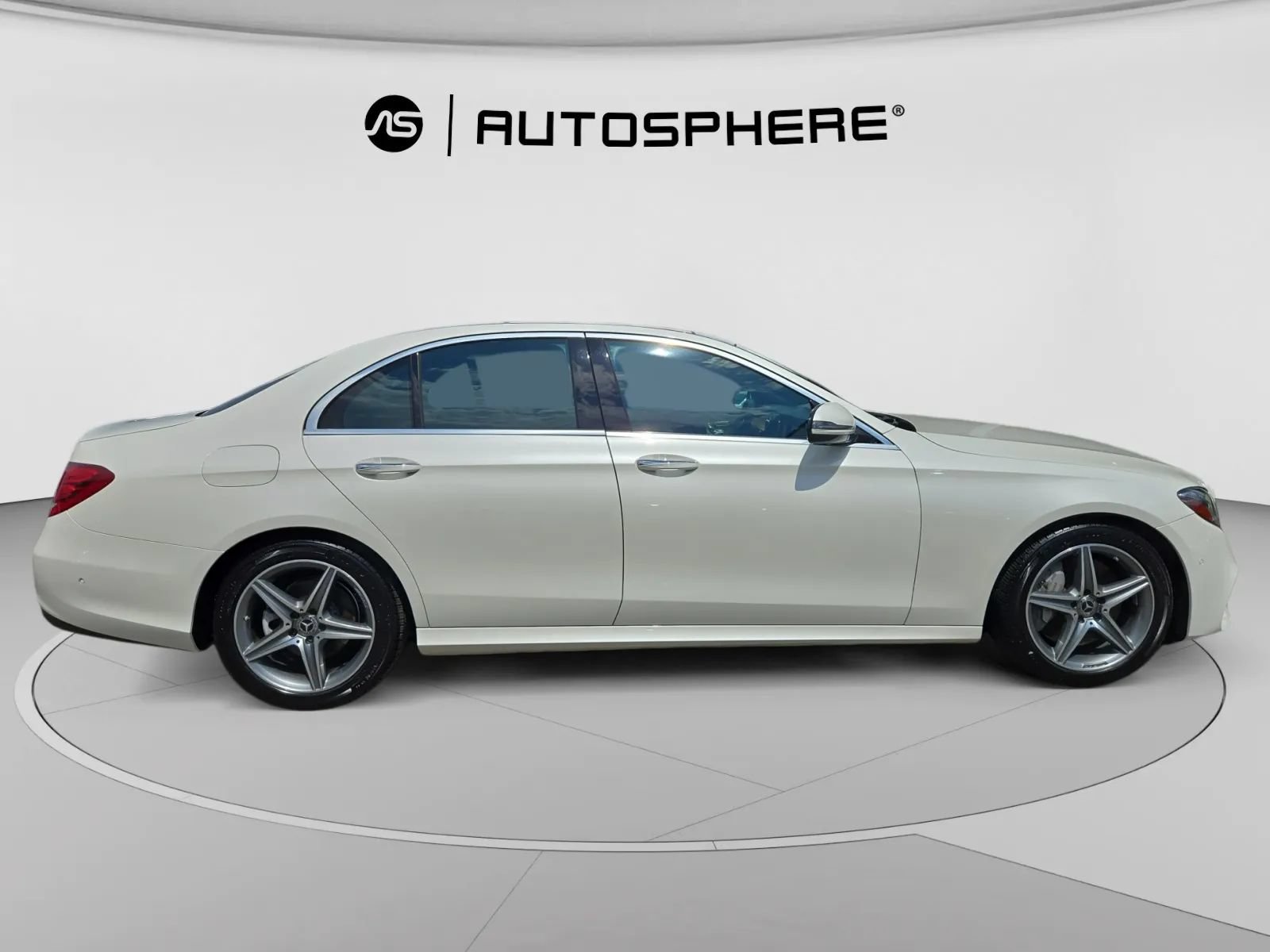 Used 2018 Mercedes-Benz E 300 image 10
