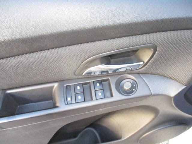 Used 2014 Chevrolet Cruze LT FWD image 31