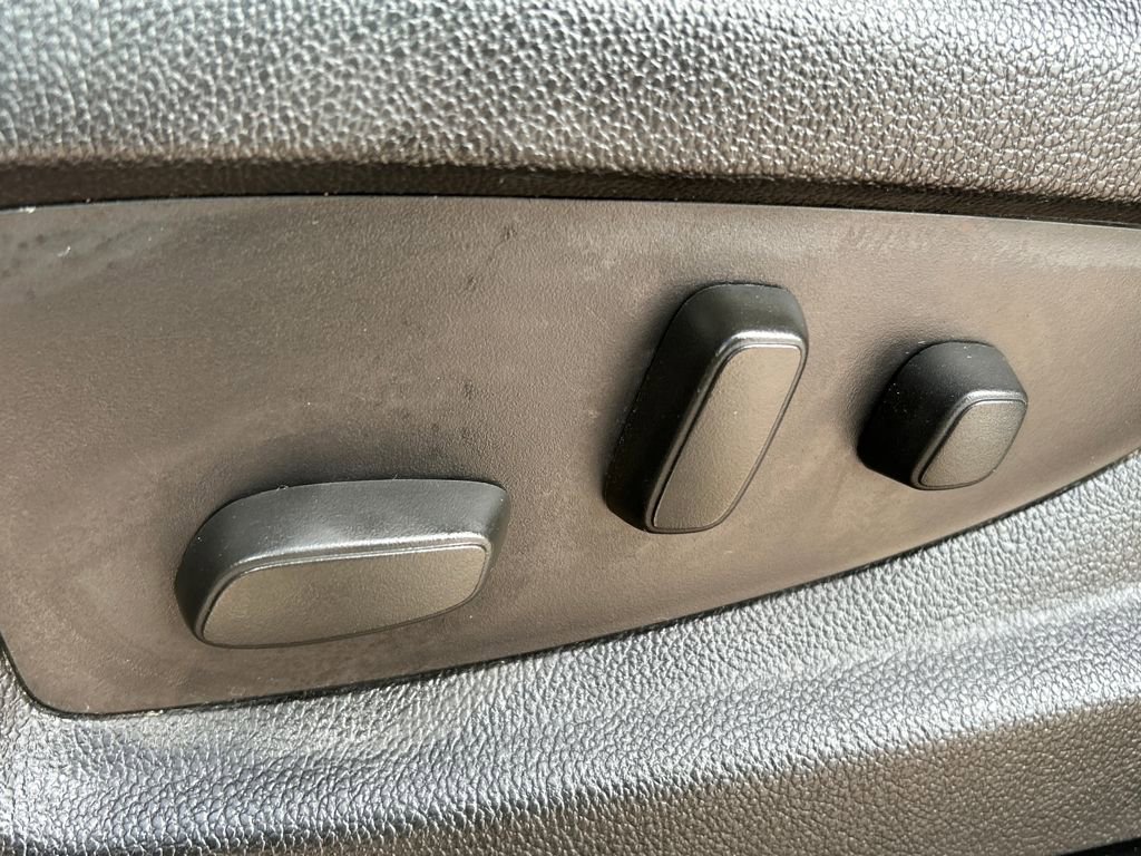 Used 2015 GMC Sierra 1500 SLE image 19