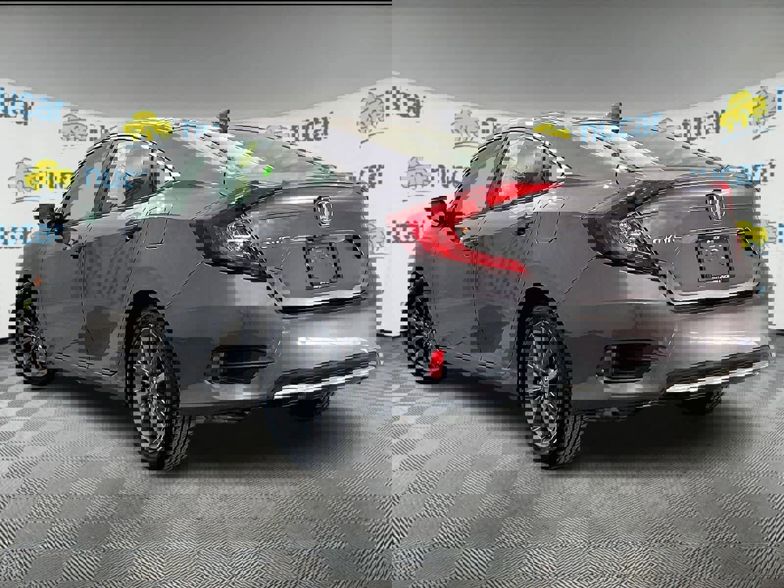 Used 2019 Honda Civic EX image 4