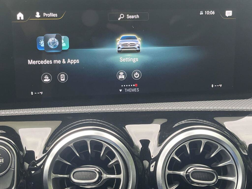 Used 2023 Mercedes-Benz CLA 250 4MATIC image 25