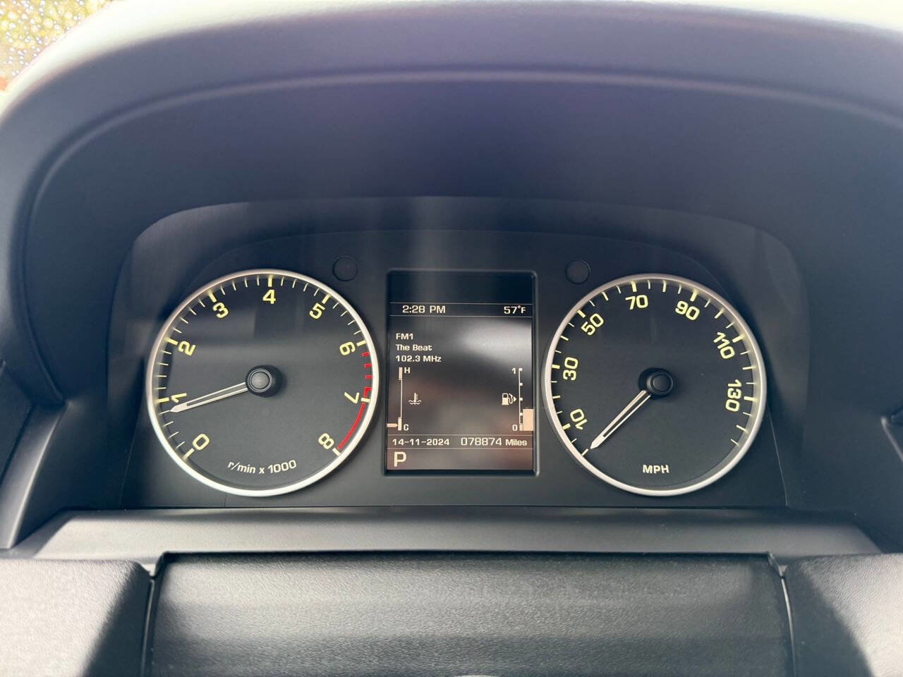 Used 2013 Land Rover Range Rover Sport HSE w/ HSE Silver Pkg image 25