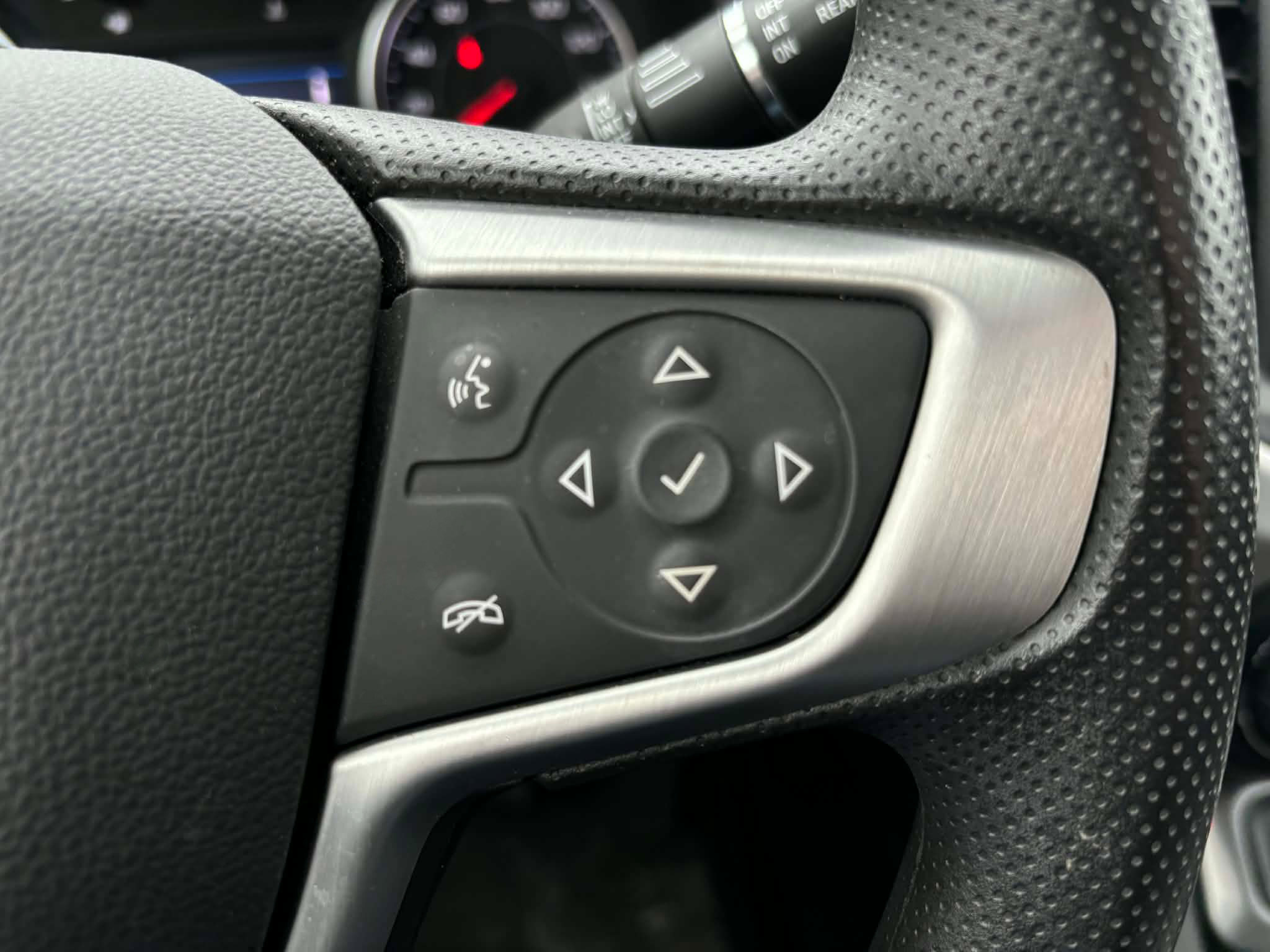 Used 2021 GMC Acadia SLE w/ Driver Convenience Package image 15