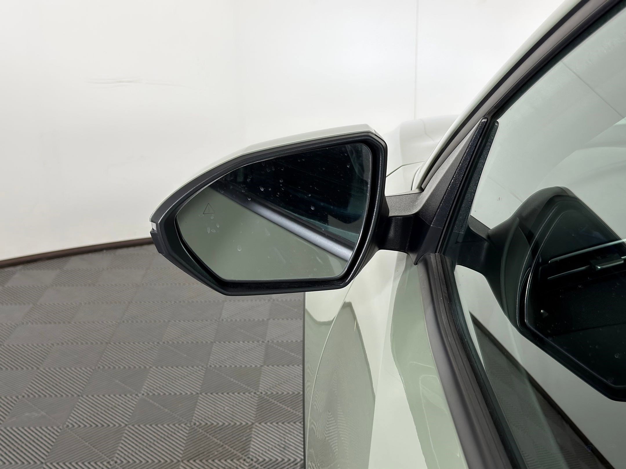 Used 2023 Hyundai Santa Cruz Limited image 20