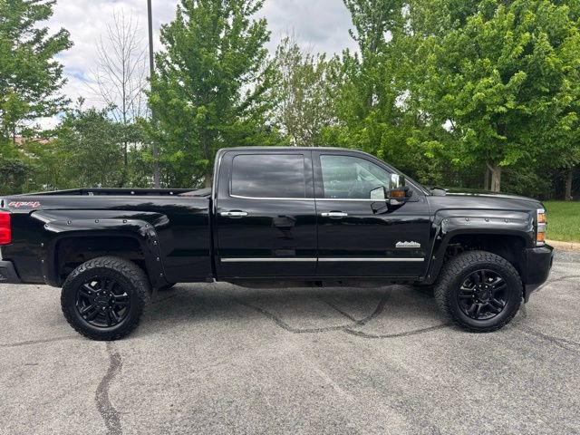 Used 2017 Chevrolet Silverado 2500 High Country AWD/4WD image 3