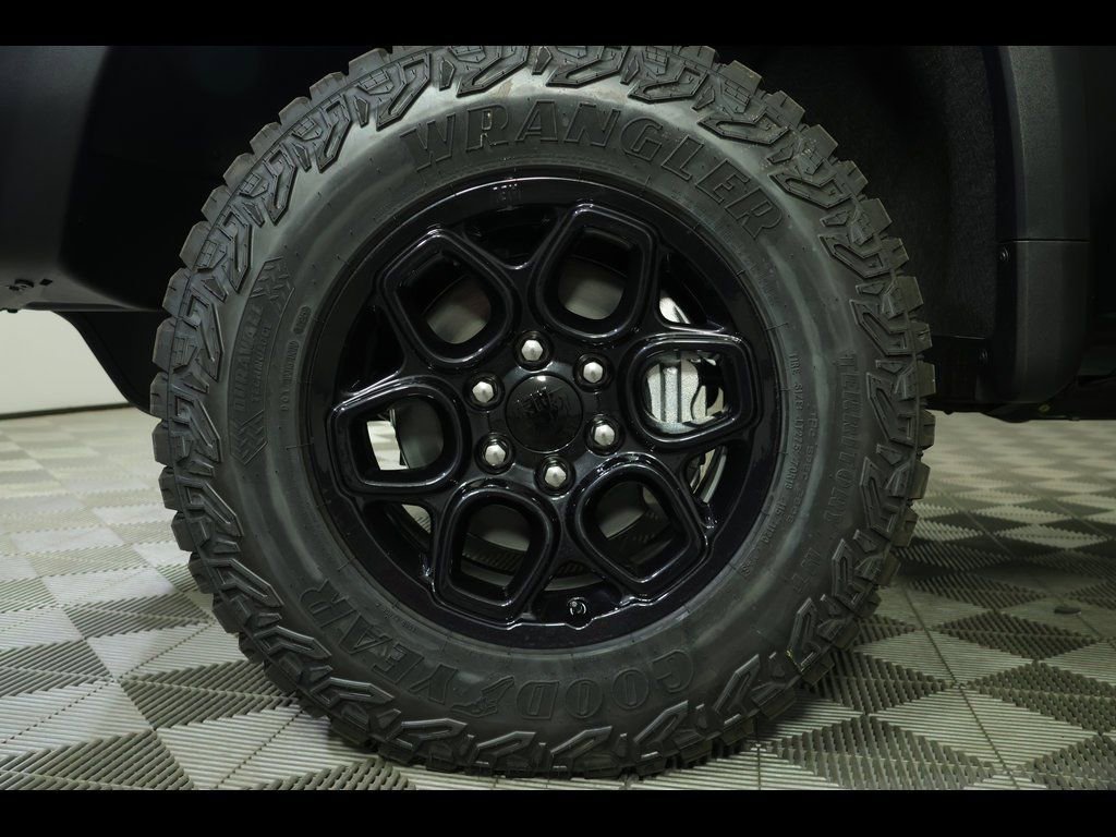 New 2026 Chevrolet Silverado 1500 ZR2 w/ ZR2 Bison Edition image 13