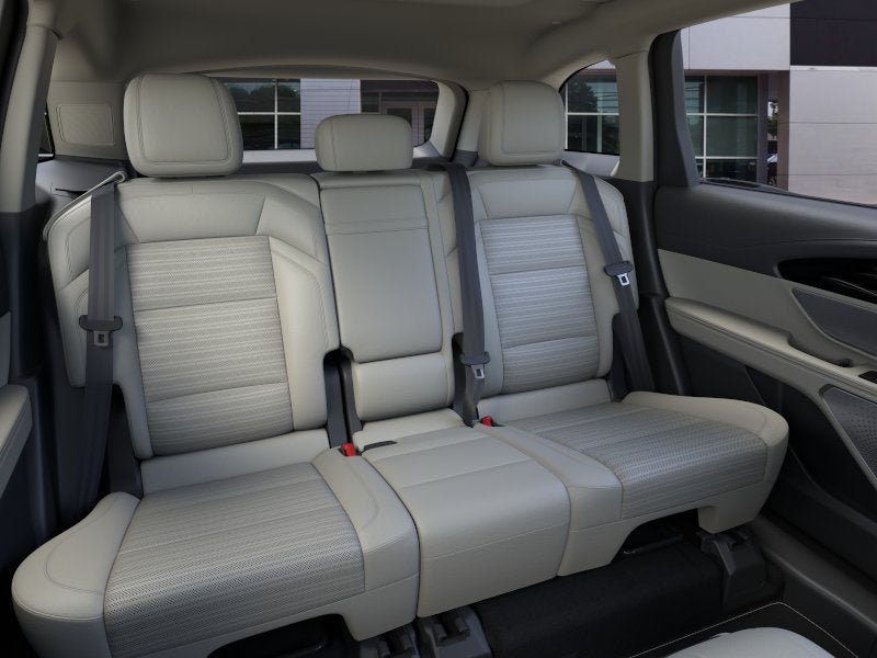 New 2026 Lincoln Nautilus Reserve AWD/4WD image 11