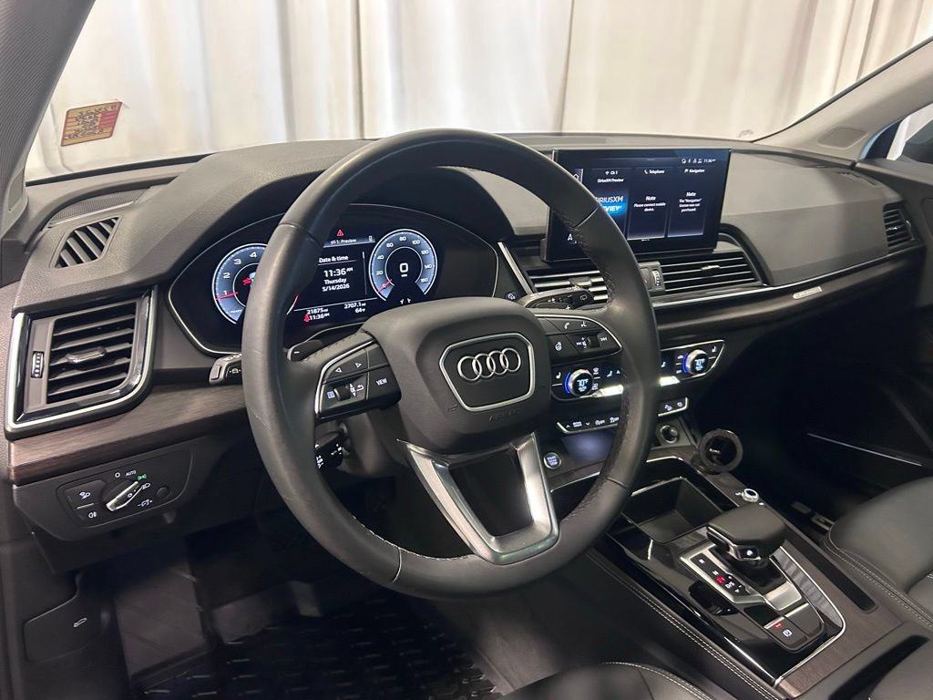 Used 2024 Audi Q5 2.0T Premium Plus AWD/4WD image 2
