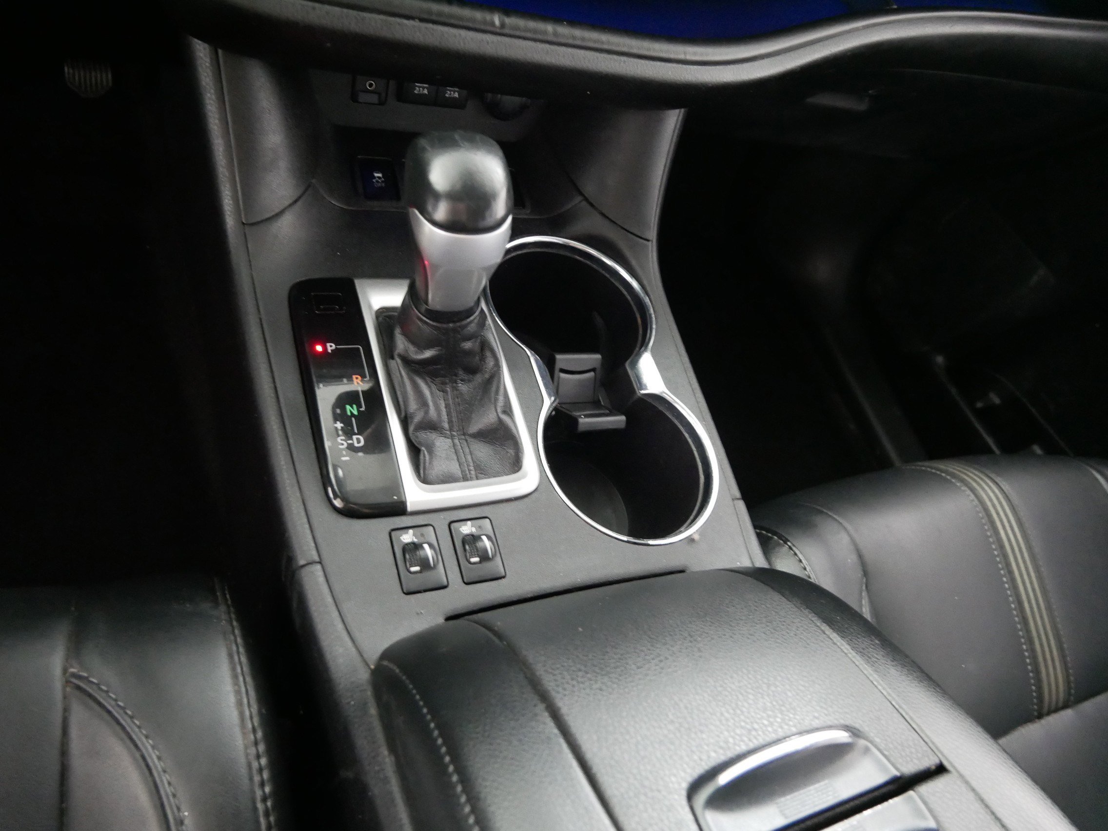 Used 2018 Toyota Highlander SE AWD/4WD image 24