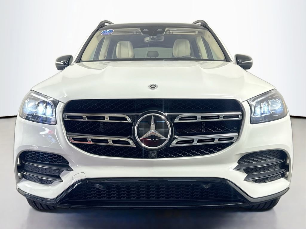 Used 2021 Mercedes-Benz GLS 580 4MATIC image 2