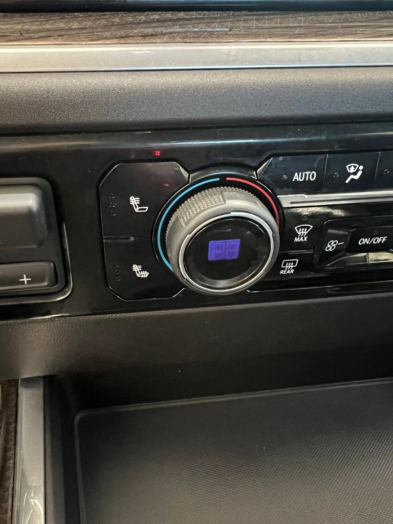 Used 2023 Chevrolet Silverado 1500 RST image 18