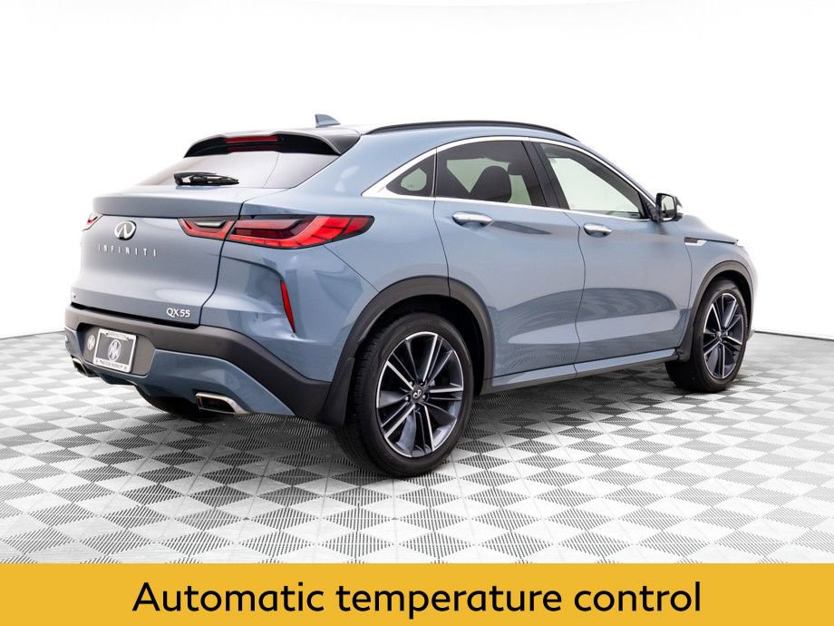 Used 2023 INFINITI QX55 Essential image 5