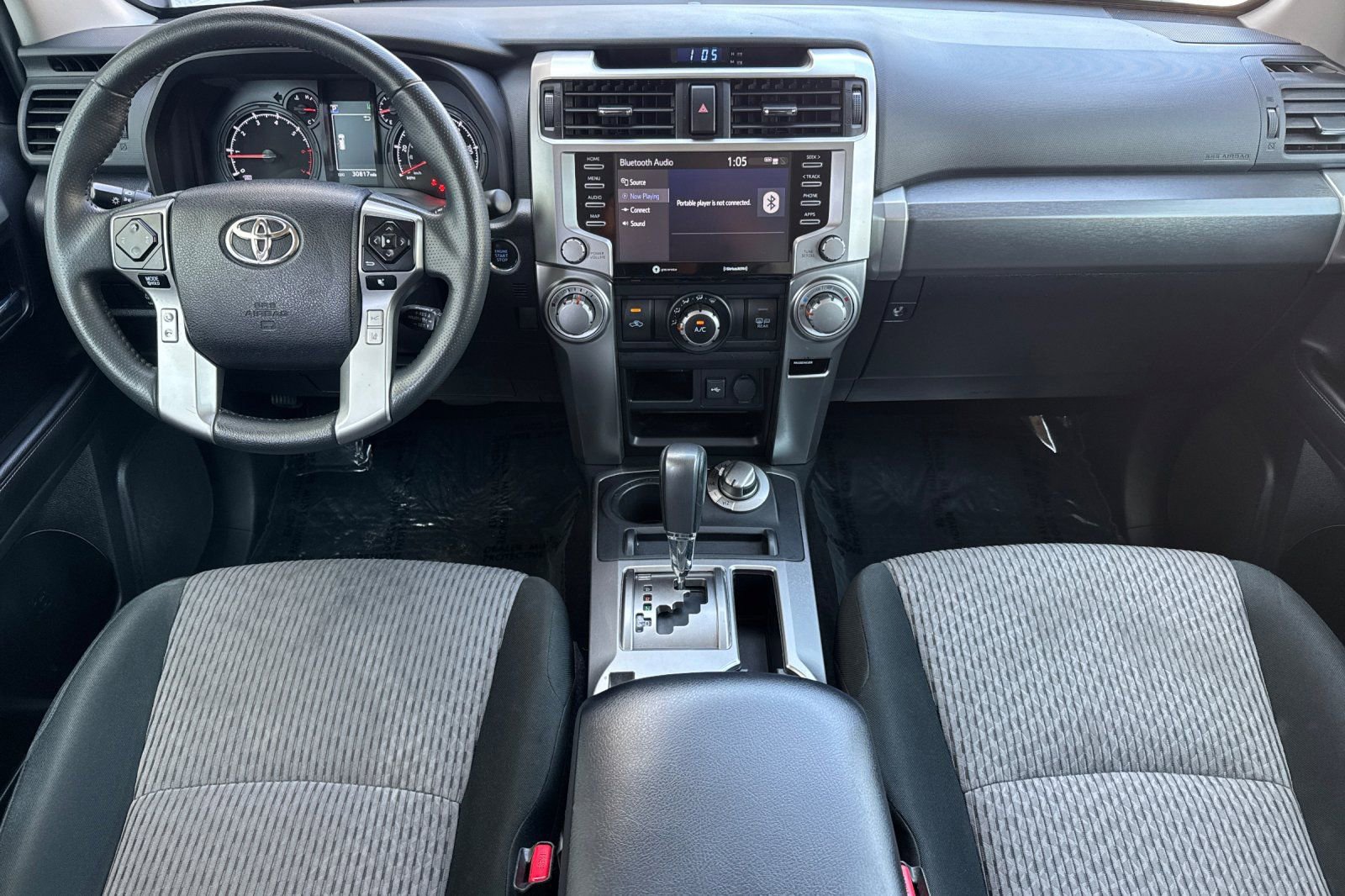 Used 2024 Toyota 4Runner SR5 AWD/4WD image 18