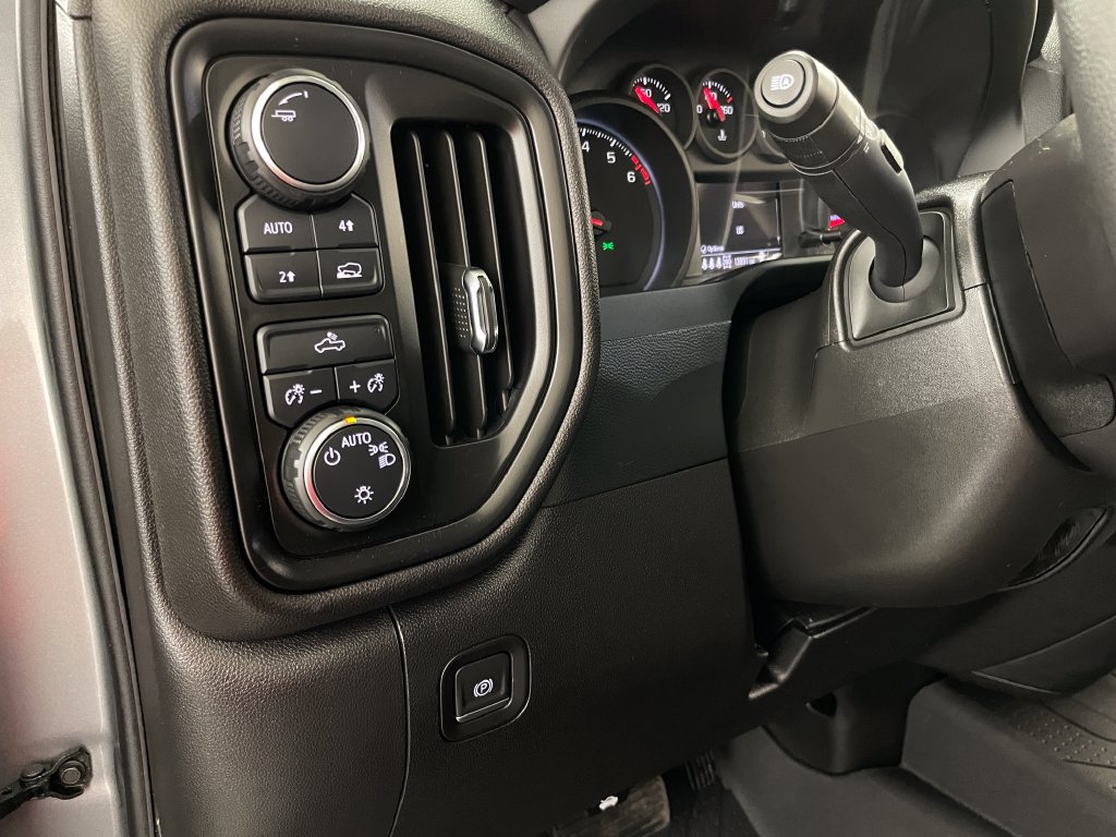 Certified 2024 Chevrolet Silverado 1500 Custom w/ Rally Edition AWD/4WD image 25