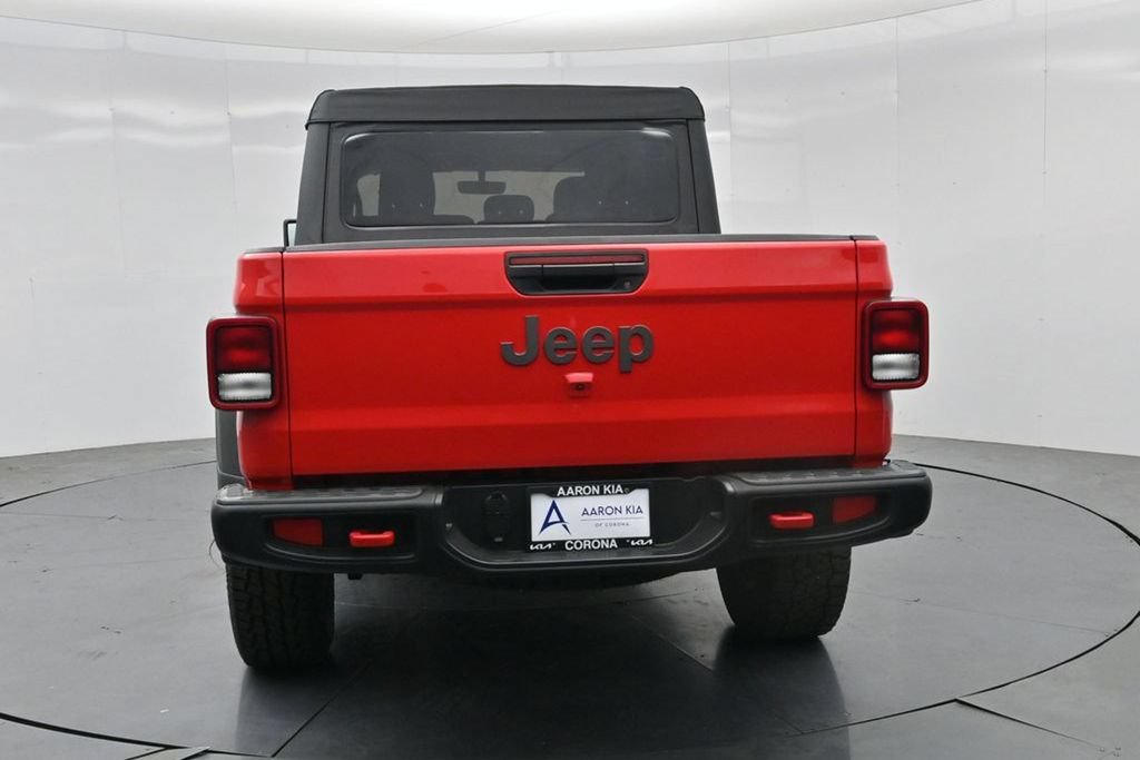 Used 2023 Jeep Gladiator Rubicon AWD/4WD image 8
