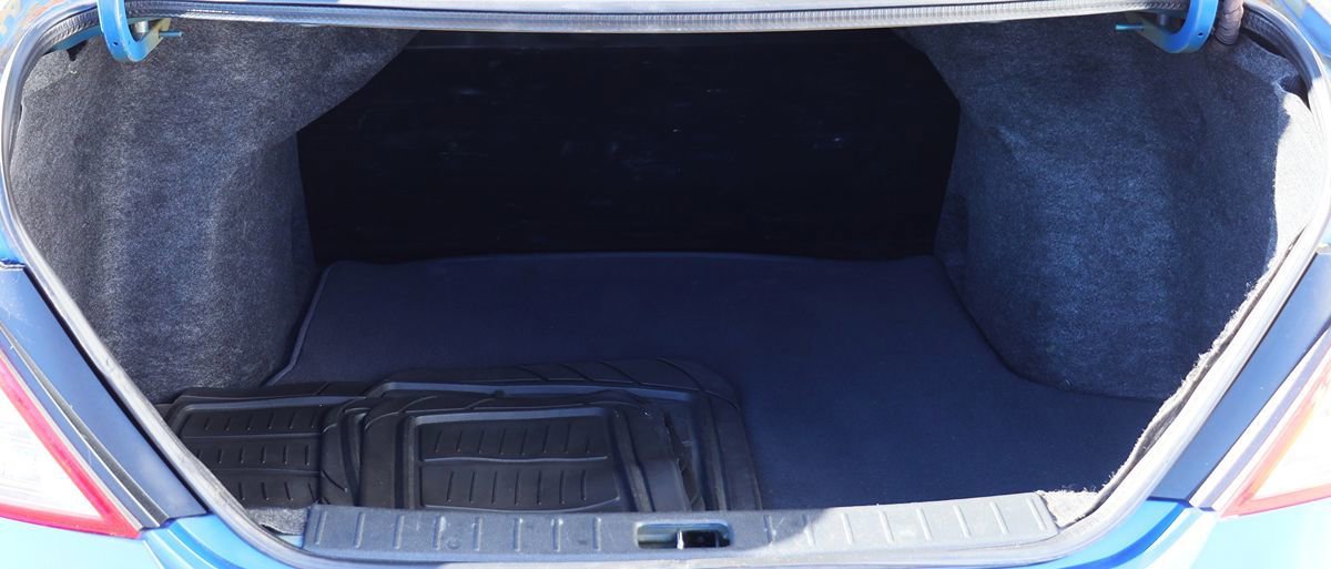Used 2012 Nissan Versa SV image 23